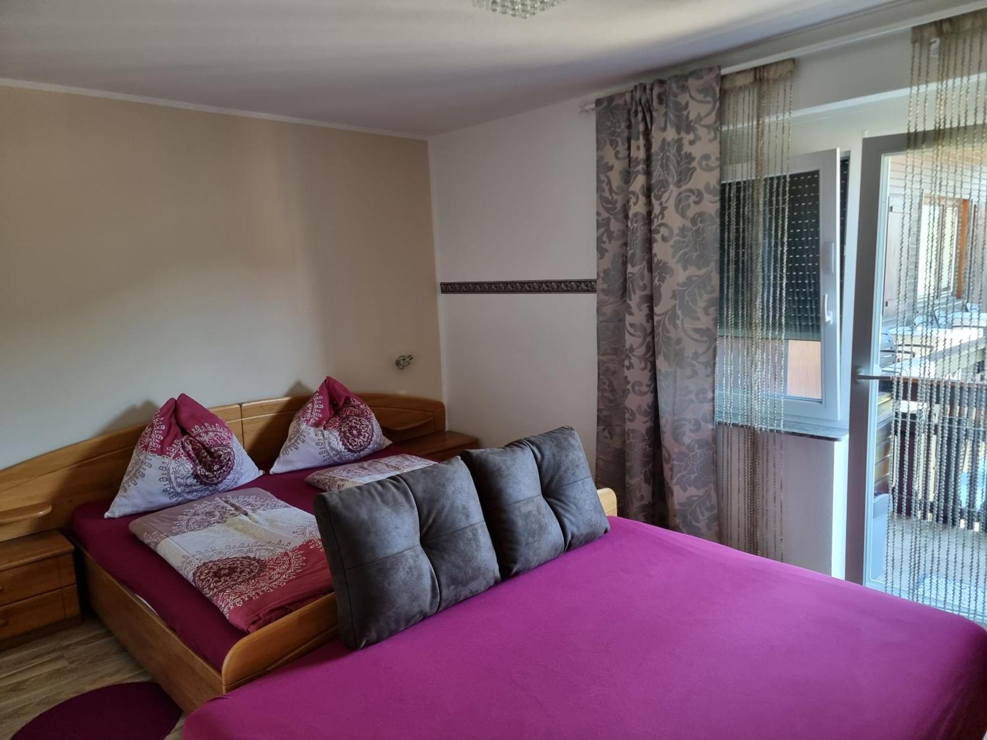 Ferienhaus Burgblick Treffen Habitación foto