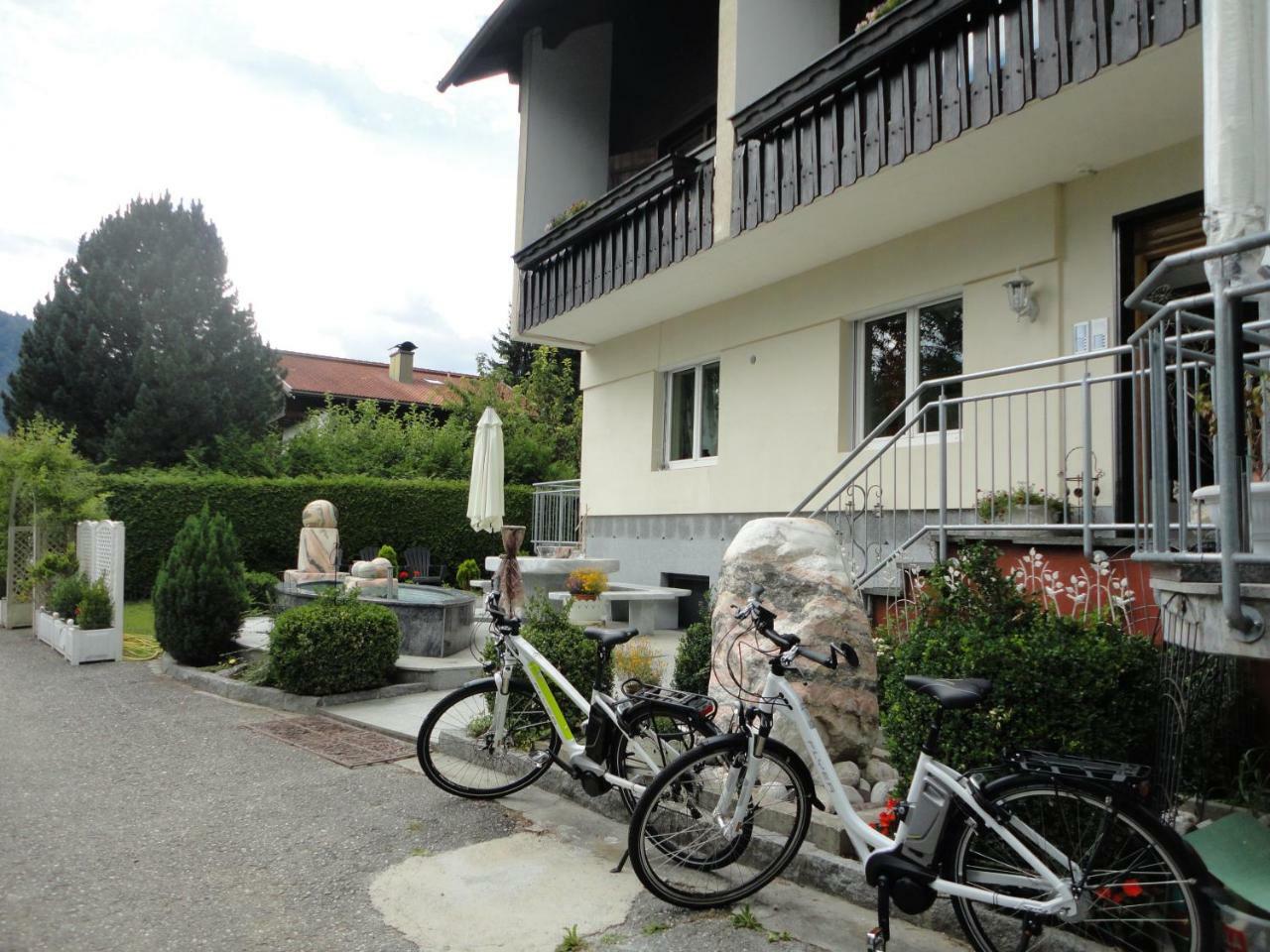 Ferienhaus Burgblick Treffen Exterior foto